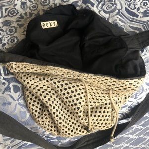 Foxy drawstring side bag